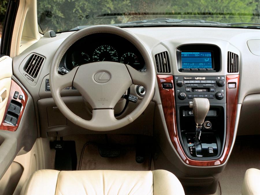  Lexus RX300 1998 года  (фото 3 из 16)